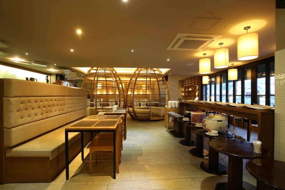 Gastro Sunset Business Hotel