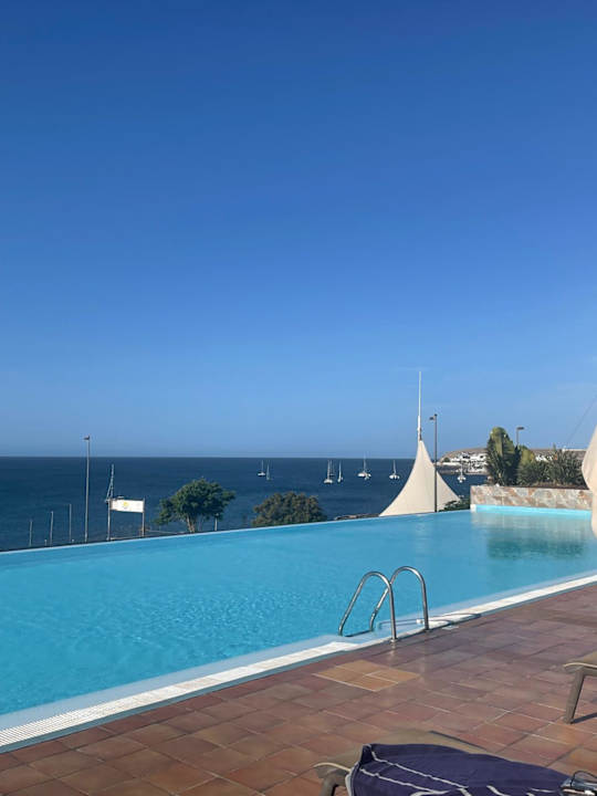 Pool H10 Playa Meloneras Horizons Collection