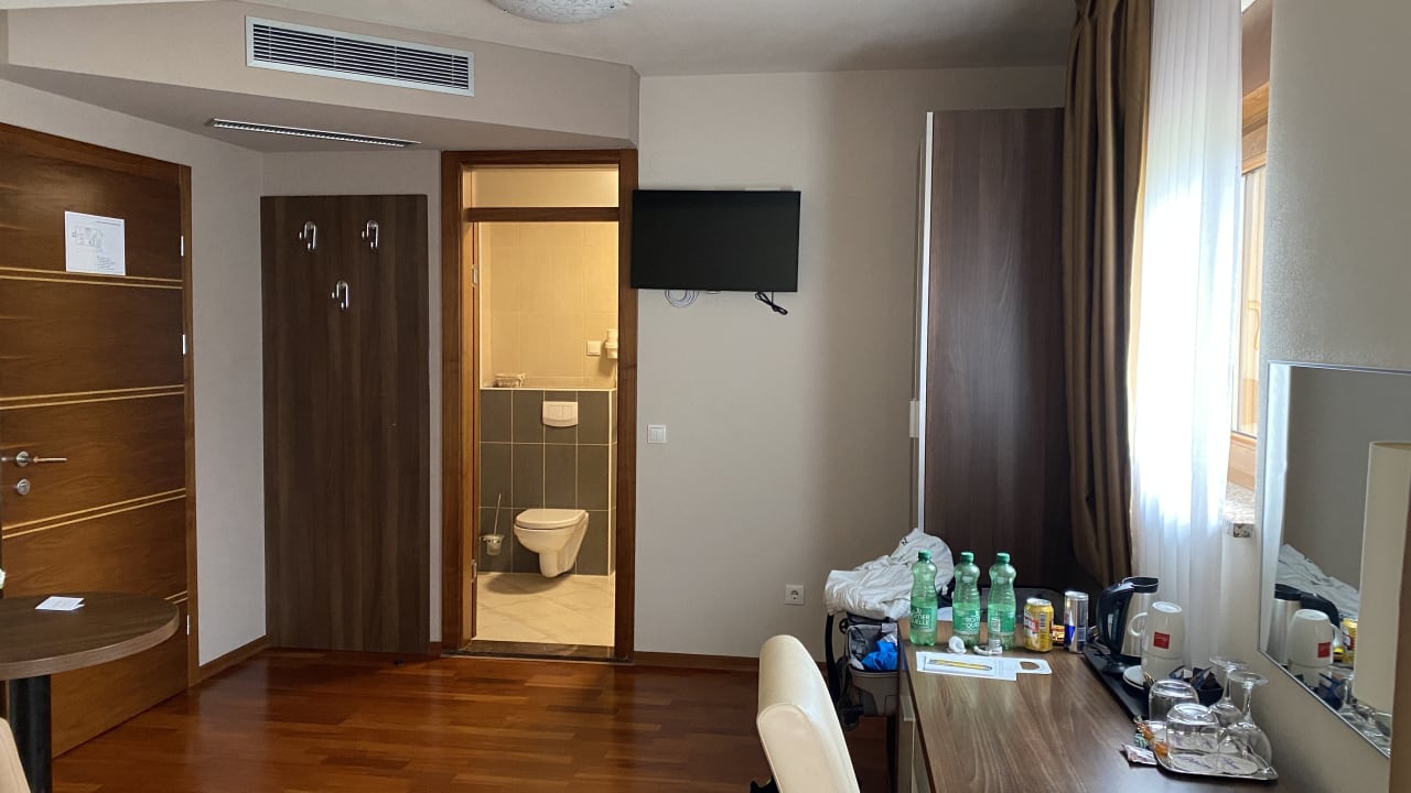 Zimmer Hotel Degenija