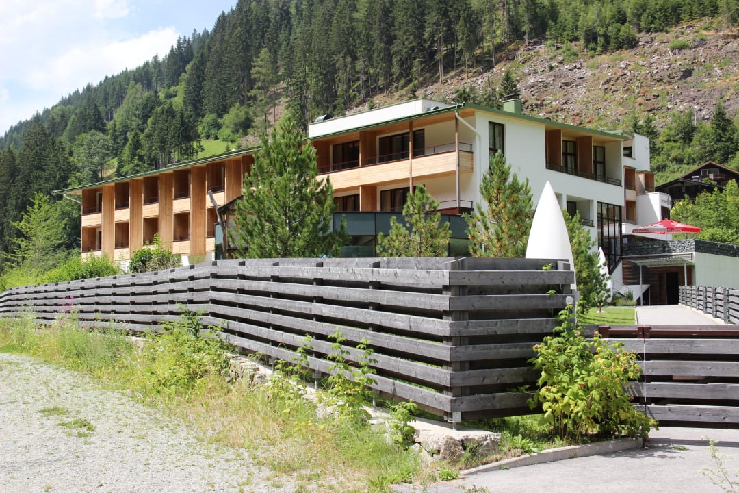 Hotel vom Bach aus Spa Hotel Zedern Klang