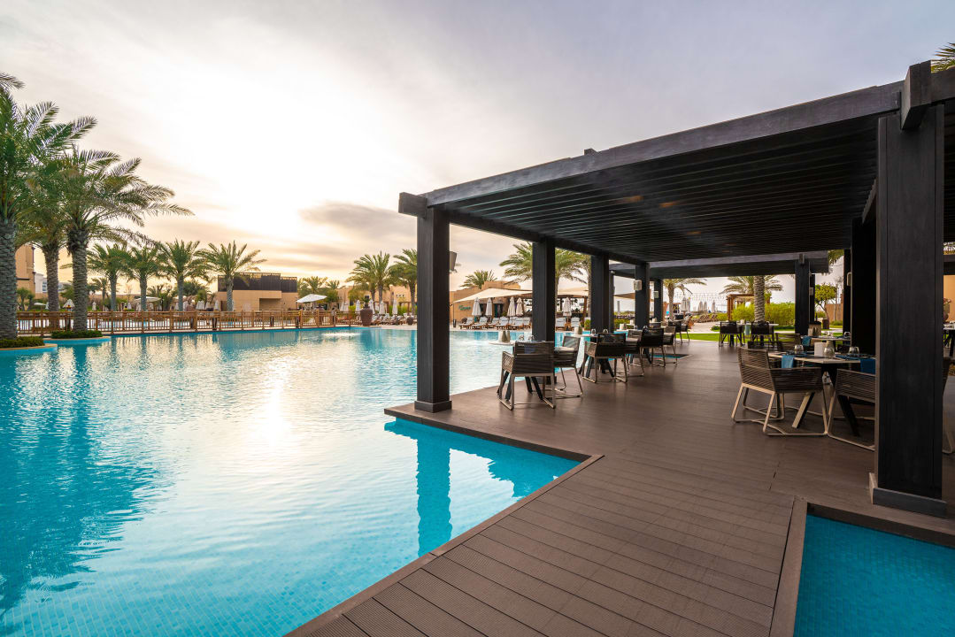 Gastro Saadiyat Rotana Resort &  Villas