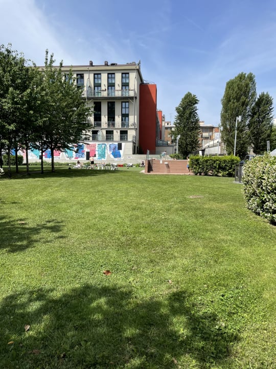 Gartenanlage Hotel Ramada Plaza Milano