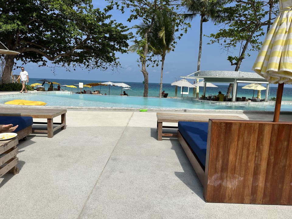 Pool The Fair House Beach Resort