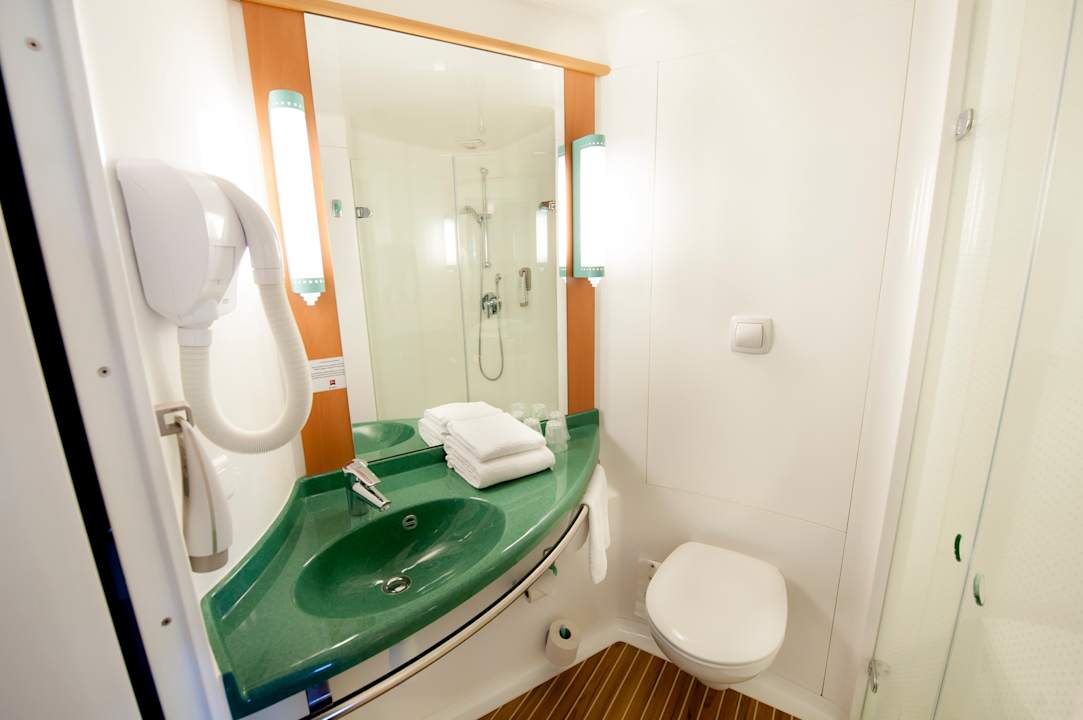 Zimmer Hotel Ibis Nantes La Beaujoire Parc Expo