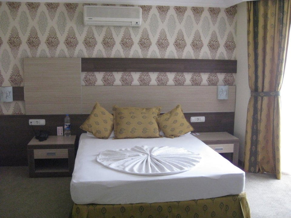 Zimmer Hotel Royal Garden Beach