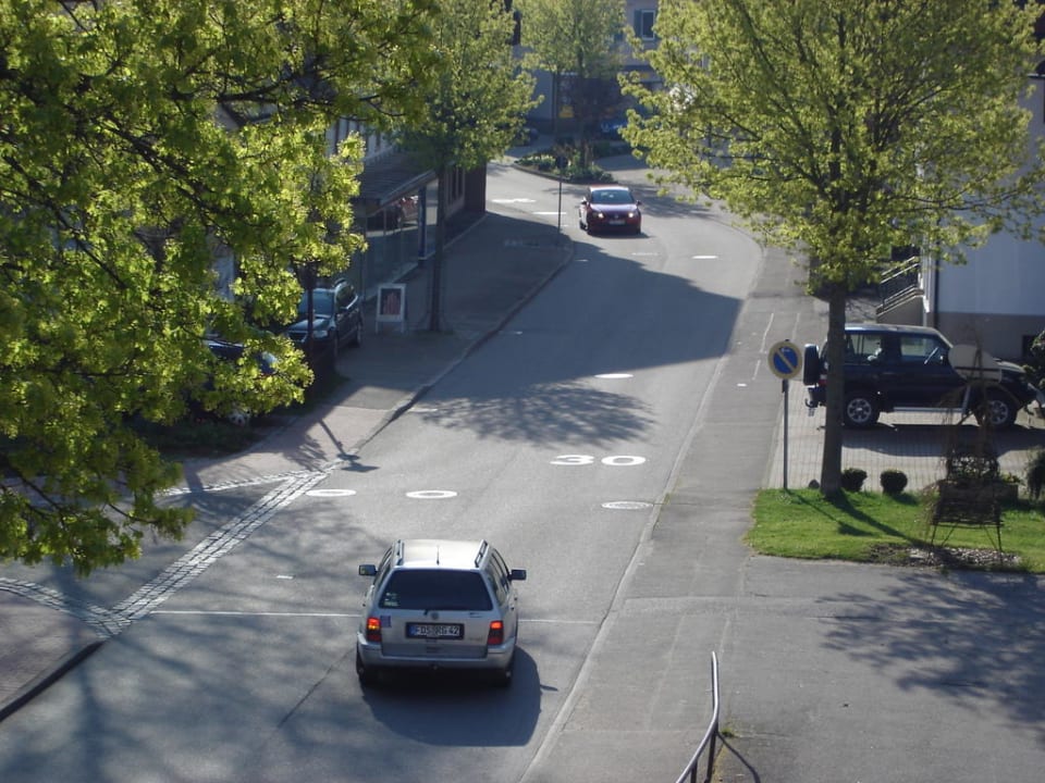Blick zur Strasse Panoramahotel Berghof