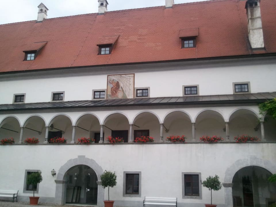 Innenhof Schlosshotel Kartause Gaming