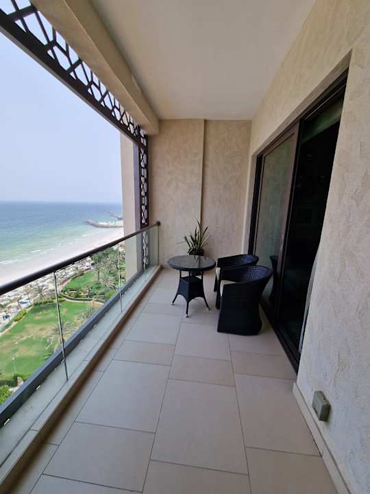 Zimmer Ajman Saray, a Luxury Collection Resort