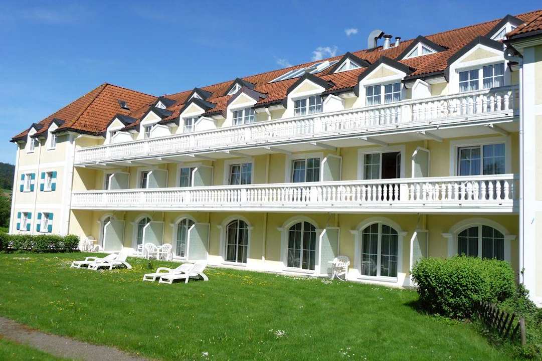 Hotelansicht Rückseite Ferienappartements Grolik