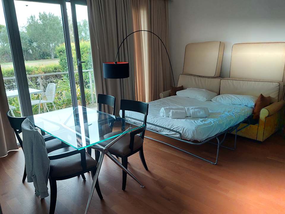 Zimmer Pisa Tower Plaza