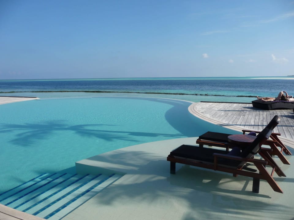 Direkt neben der Tar Komandoo Island Resort & Spa - Adults only