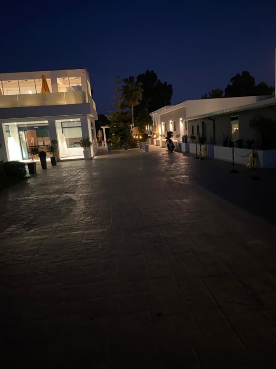 Gartenanlage Naxos Resort Beach Hotel