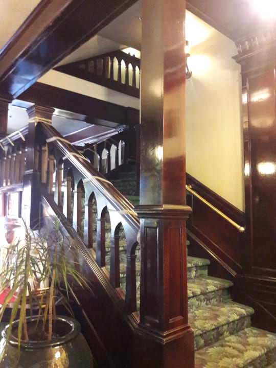 Lobby Historic Cary House Hotel