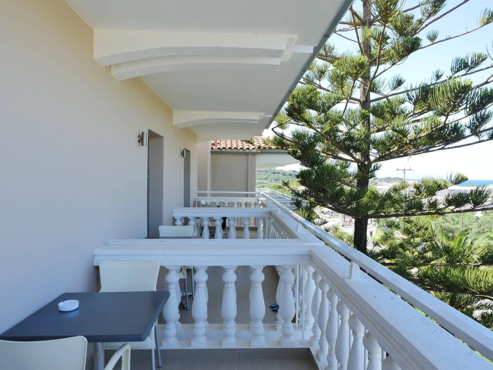 Hotel Jupiter Karras Grande Resort