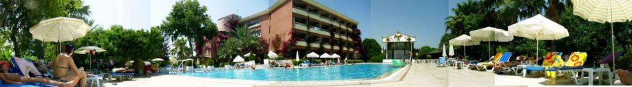 360° Poolansicht Bieno Club Venüs Hotel &Spa
