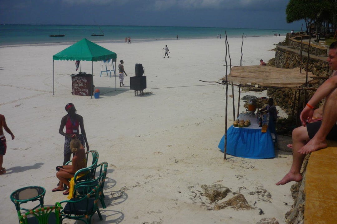 Beachparty bei Ebbe Neptune Village Beach Resort & Spa