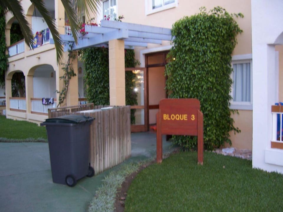 Eingang zu Block 3 Alcudia Garden Aparthotel