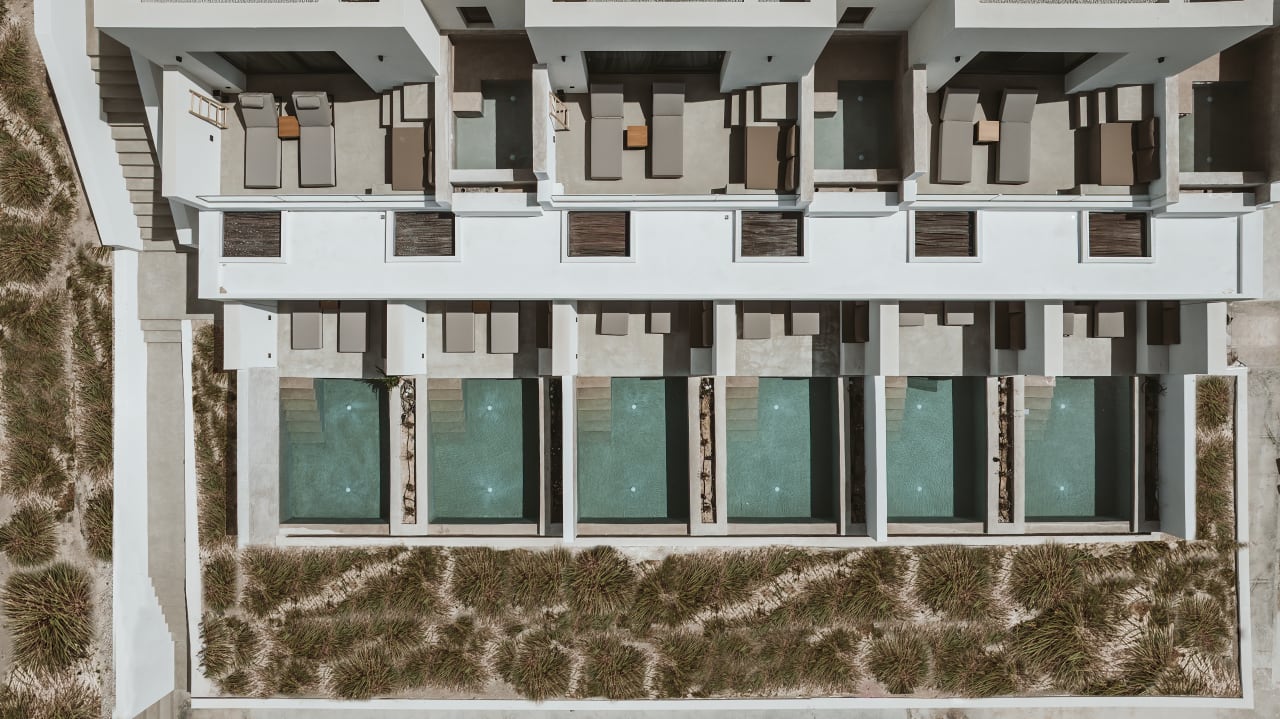 Zimmer Domes White Coast Milos, Adults Only - Small Luxury Hotels of the World