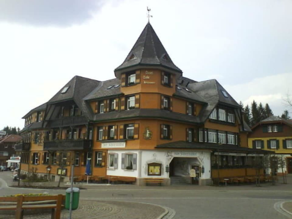 Das Hotel von außen Hotel Schwarzwaldhof