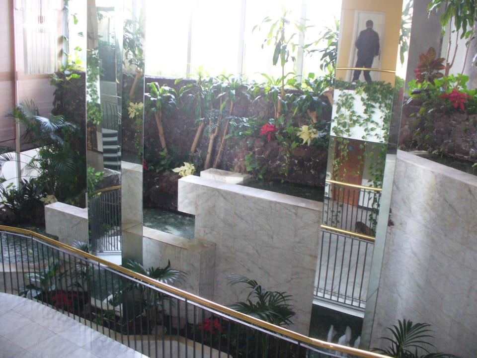 Przy restauracji Coral La Quinta Park Suites