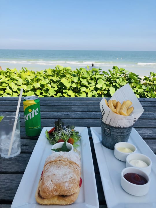 Gastro Cape Nidhra Hotel Hua Hin