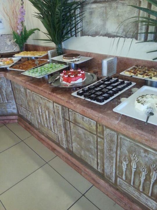 Leckere Nachspeisen jeden Abend Club Resort Atlantis