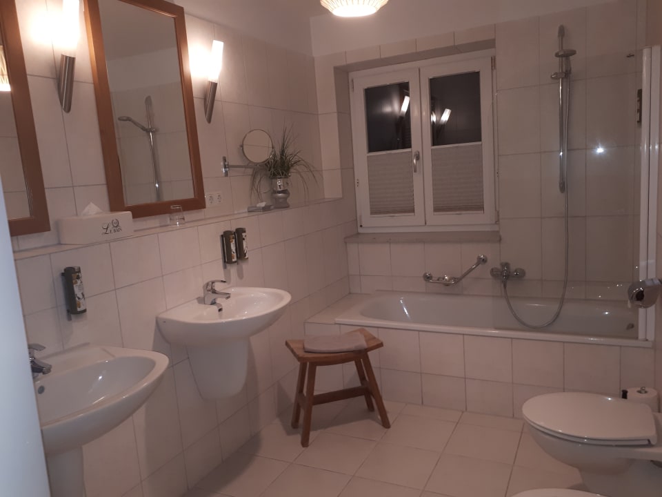 Zimmer Hotel Ampervilla