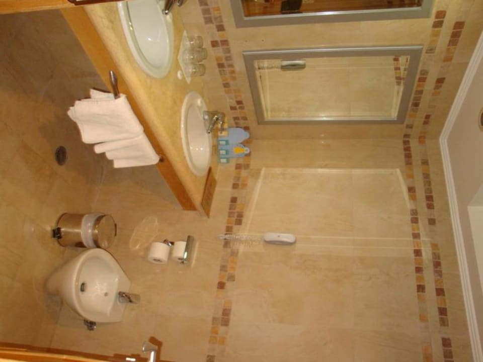 Łazienka - bardzo czysto Lindos Imperial Resort & Spa