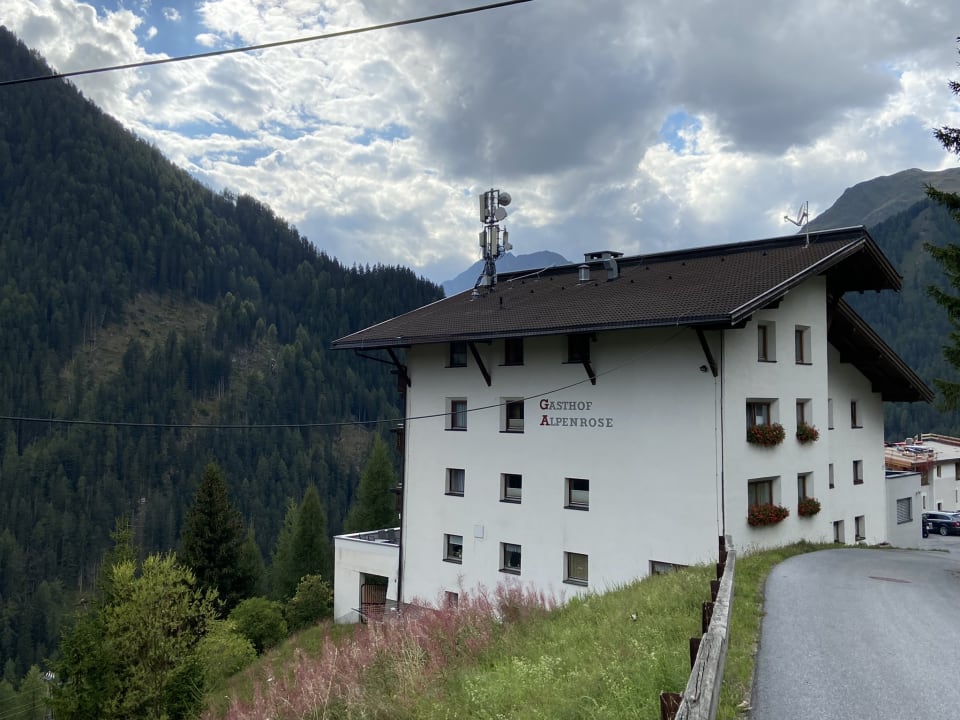 Außenansicht Gasthof Alpenrose