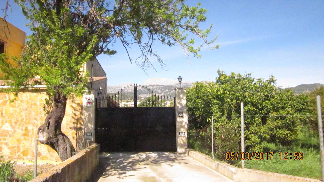 Toreinfahrt zur Finca Finca Cas Pec