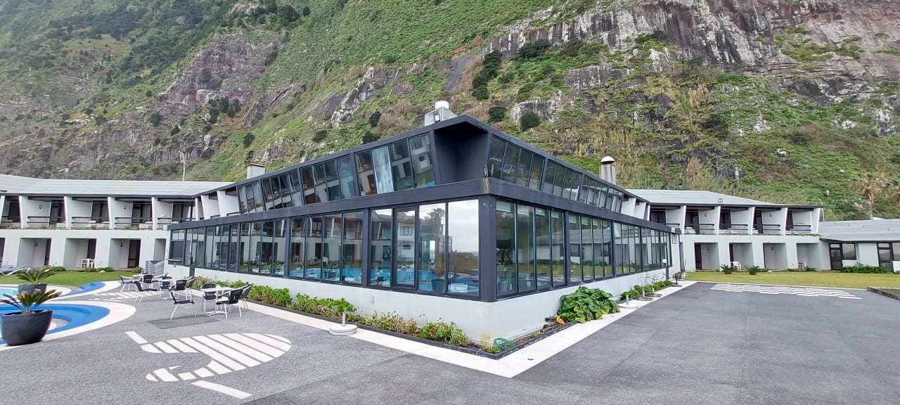 Außenansicht Hotel Estalagem do Mar
