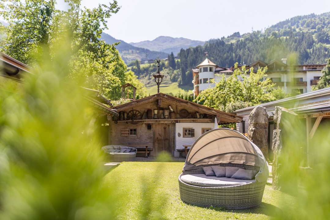 Gartenanlage Hotel Almhof Lackner