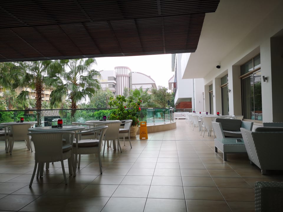 Gastro Port Side Resort Hotel