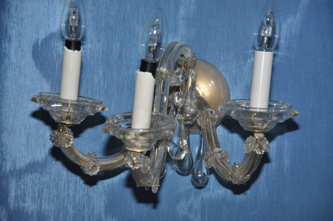 Leuchter im 5*-Hotel Hotel De France