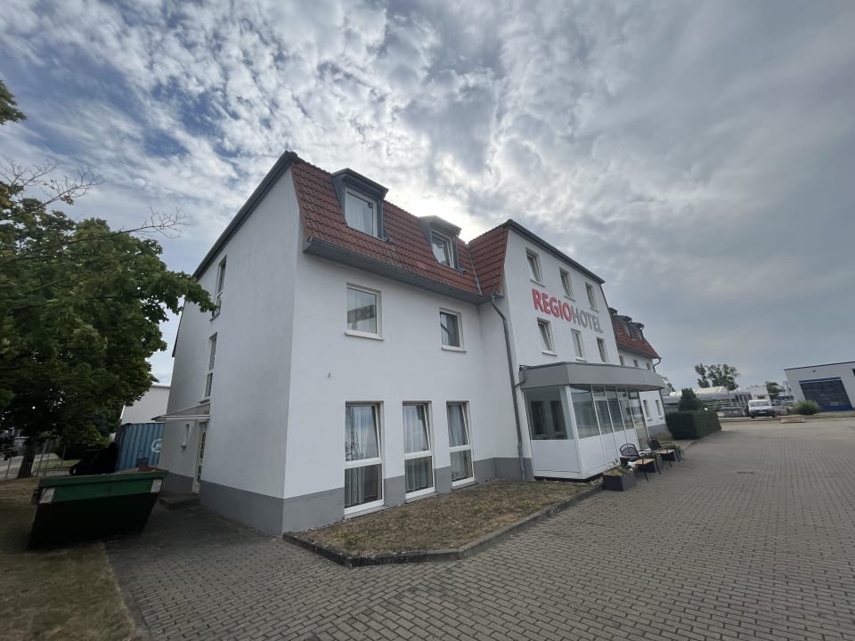 Außenansicht Regiohotel Salzland Schönebeck