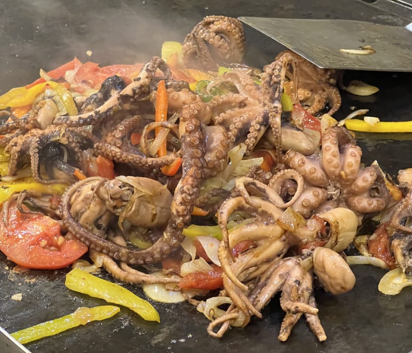 Gastro The V Luxury Resort Sahl Hasheesh