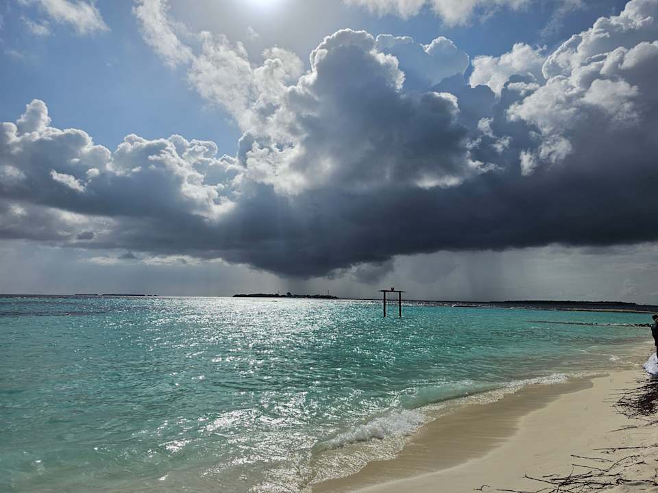 Strand Adaaran Select Meedhupparu Island Resort - Premium All Inclusive