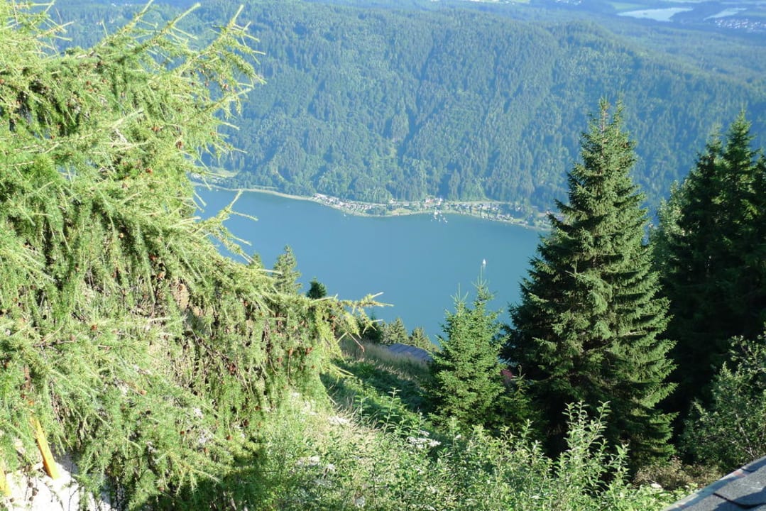Blick auf den Ossiacher See Sonnenhotel Zaubek