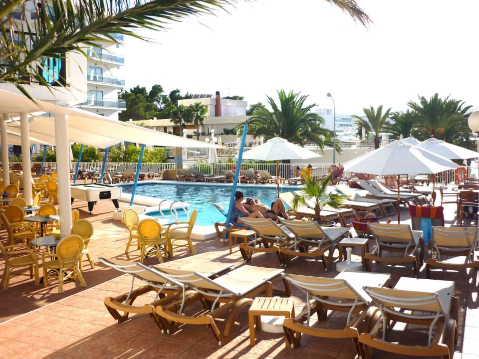 Poolanlage Hotel Osiris