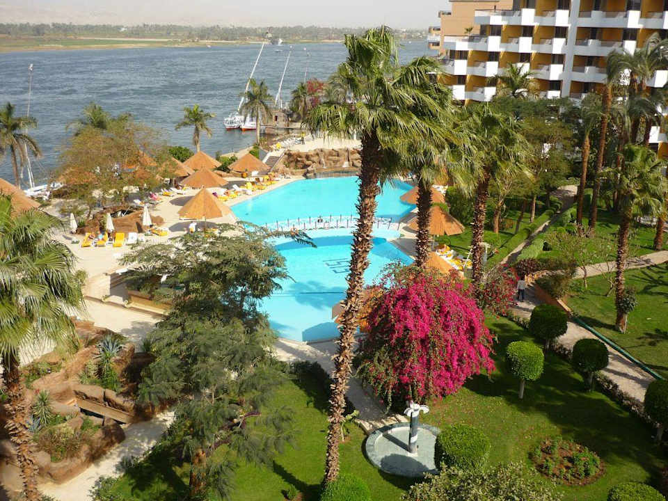 Vue de la chambre Pyramisa Hotel Luxor