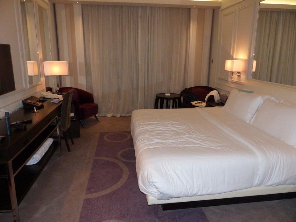 Zimmer mit Meerblick Le Meridien Mina Seyahi Beach Resort & Waterpark