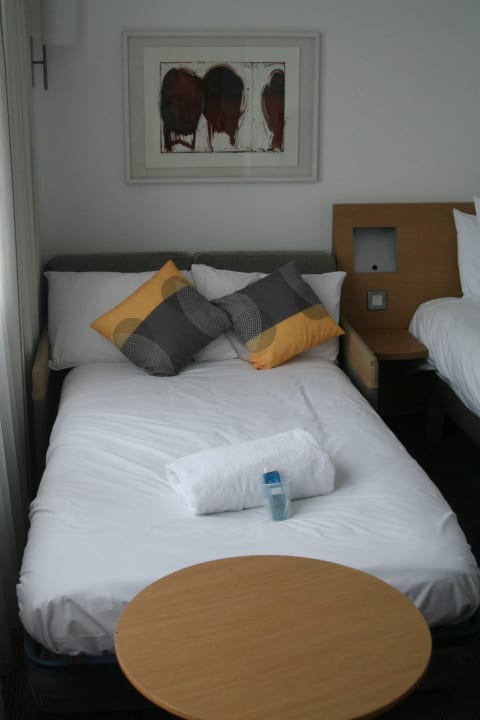 Dostawka Hotel Novotel Edinburgh