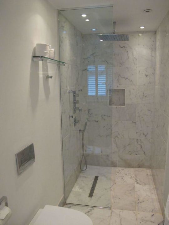 Badezimmer / Begehbare Dusche B&B Black Rock House