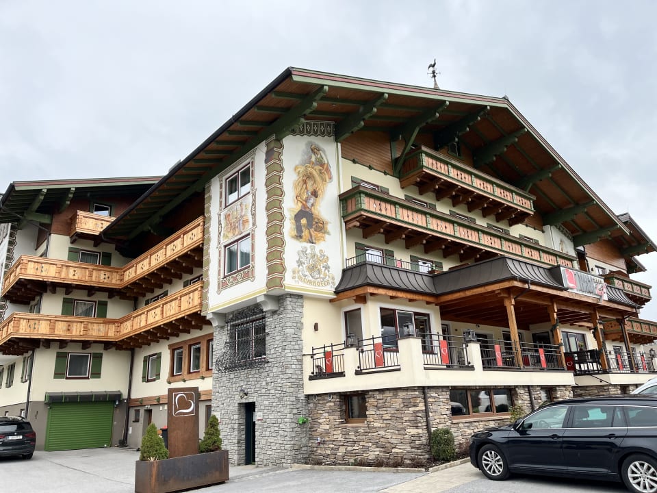 Außenansicht Hotel Taxerhof