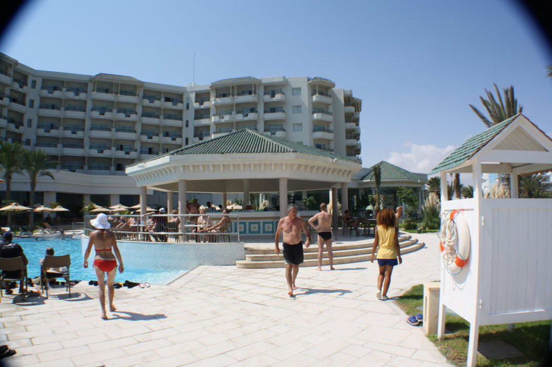 Pool bei Tage Iberostar Selection Royal El Mansour
