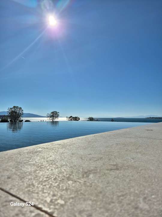 Pool Anda Barut Collection