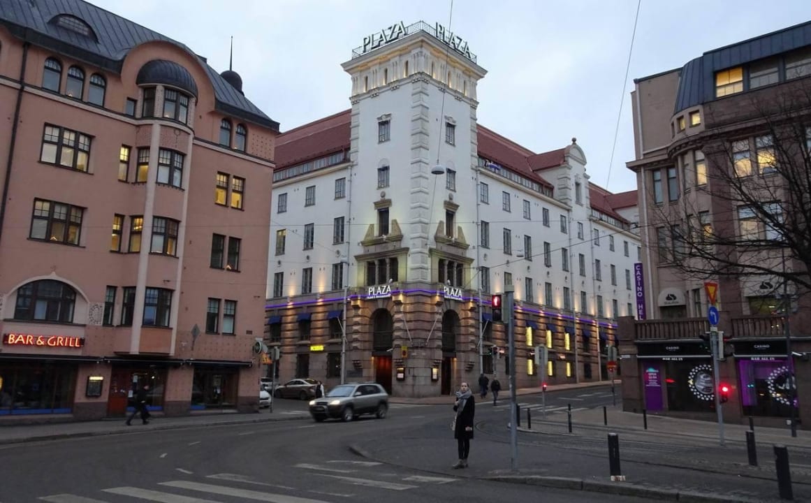 Street view Radisson Blu Hotel Plaza Helsinki