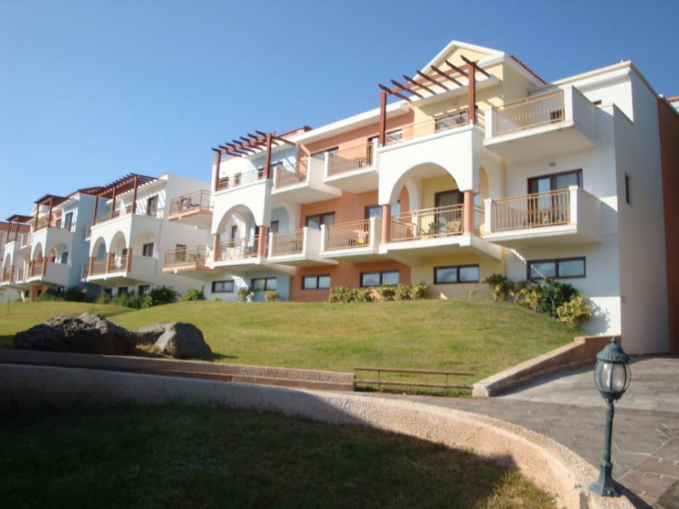 Widok na budynki mieszkalne Lindos Imperial Resort & Spa