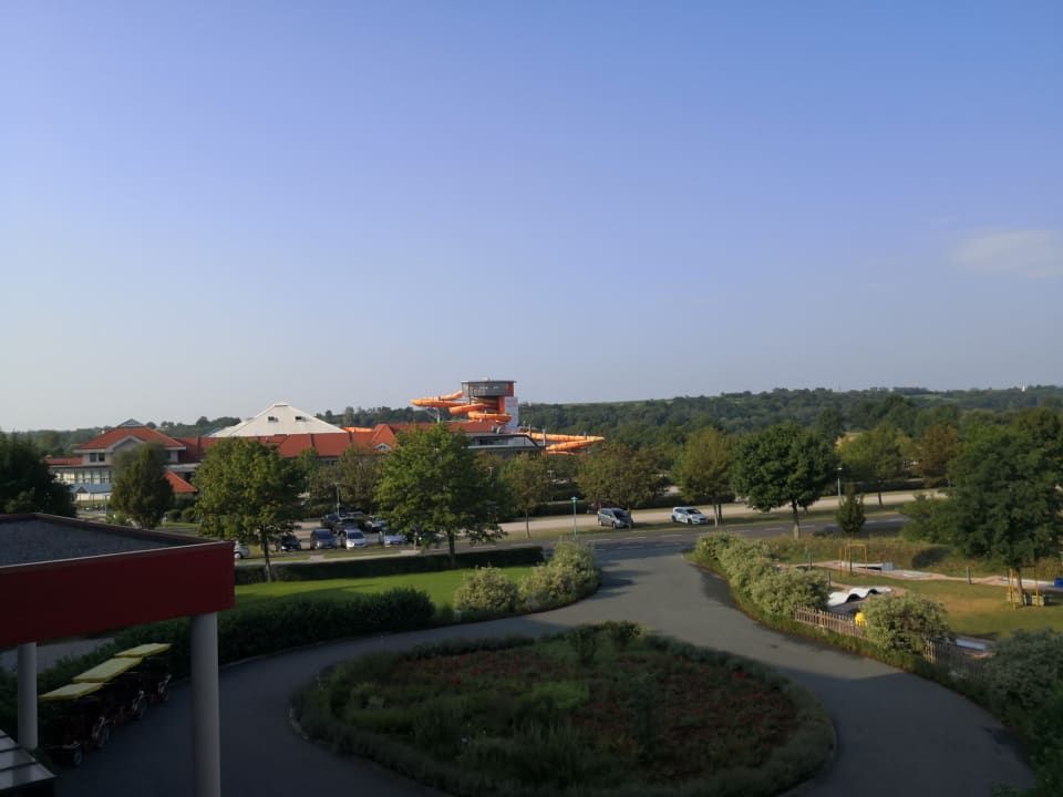 Außenansicht All In Red Thermenhotel