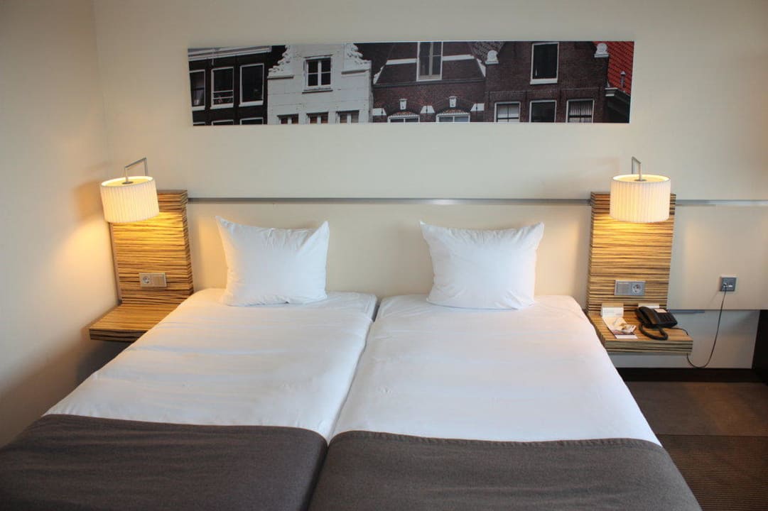 Das Doppelbett Mövenpick Hotel Amsterdam City Centre
